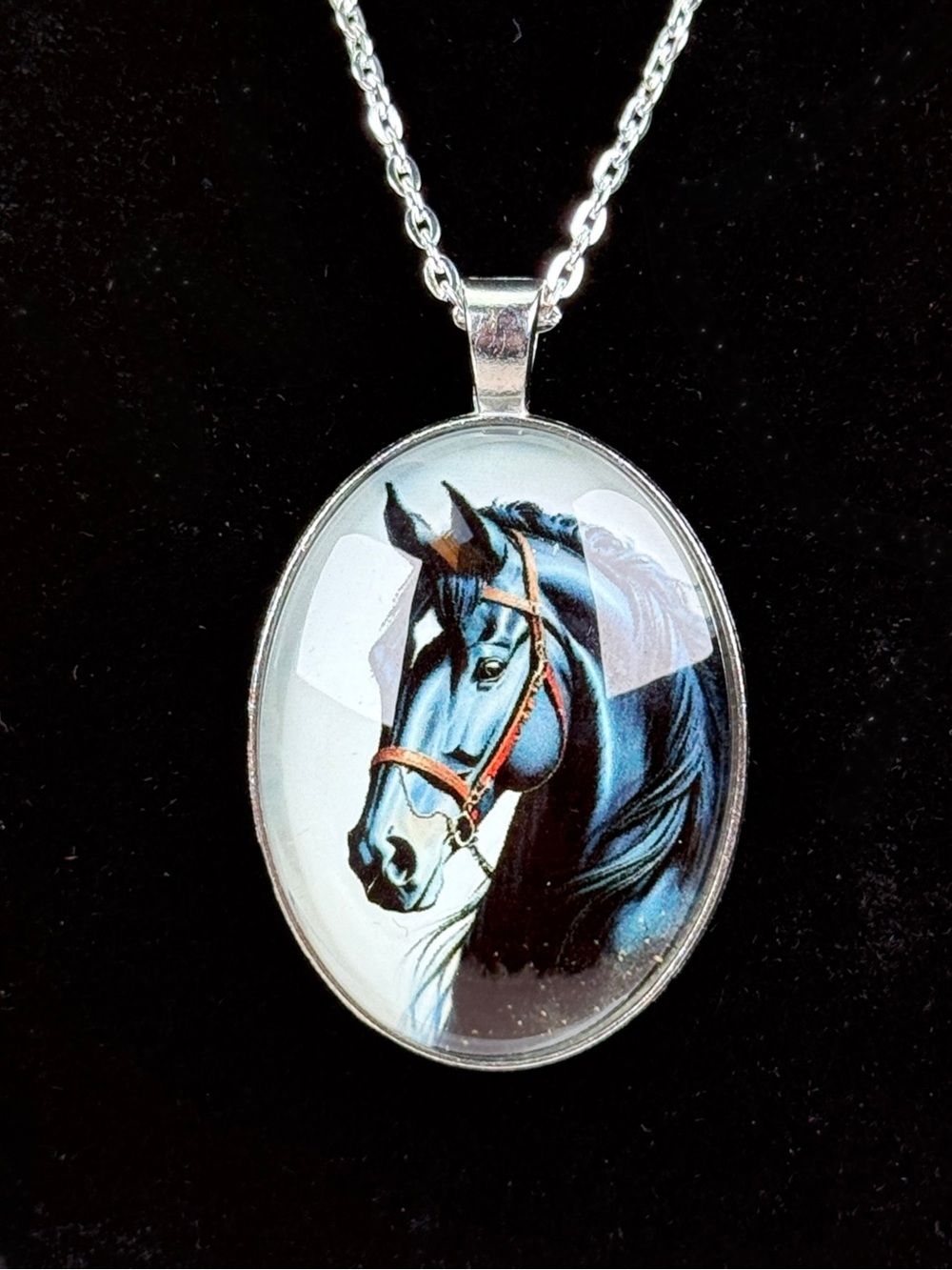 Black Horse Portrait Domed Pendant Necklace Silver Tone